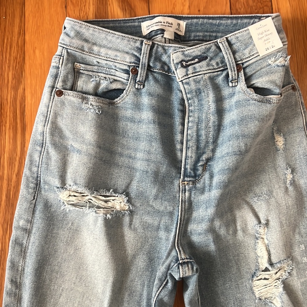 Abercrombie jeans - Picture 2 of 8